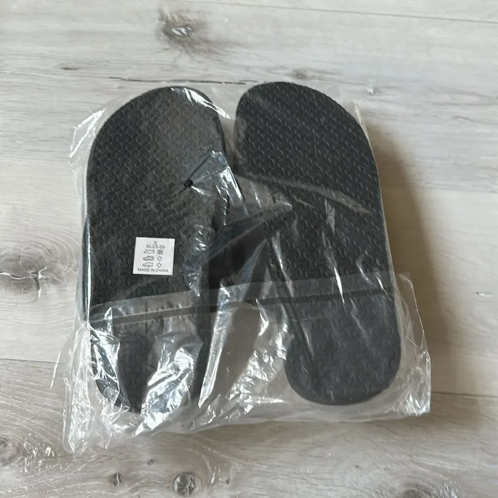 Reason Buckle Strap Slides - Black Small‎ NWT in packaging